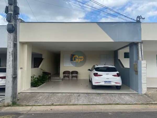 Casa de Condomínio em Feira de Santana - Registro