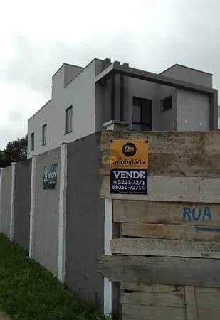 Casa em Feira de Santana - Papagaio