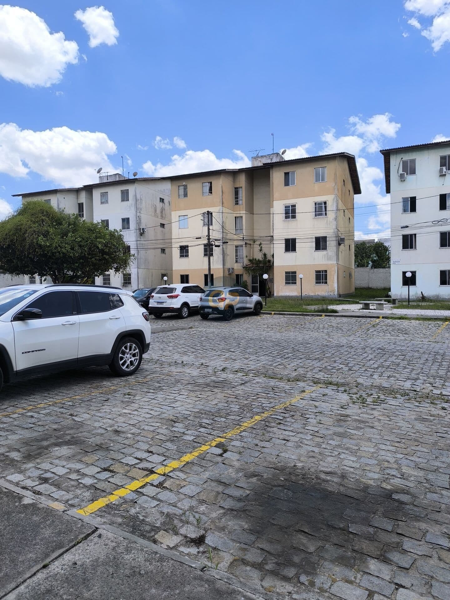 Apartamento em Olhos D'Água, Feira de Santana/BA