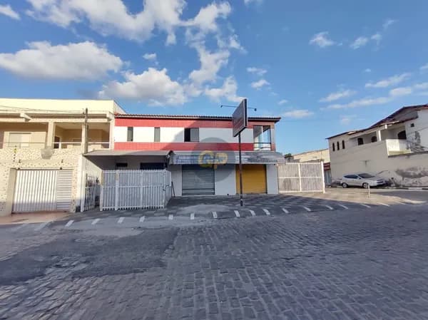 Casa em Feira de Santana - Queimadinha
