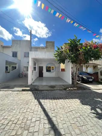 Casa em Condomínio em Papagaio, Feira de Santana/BA
