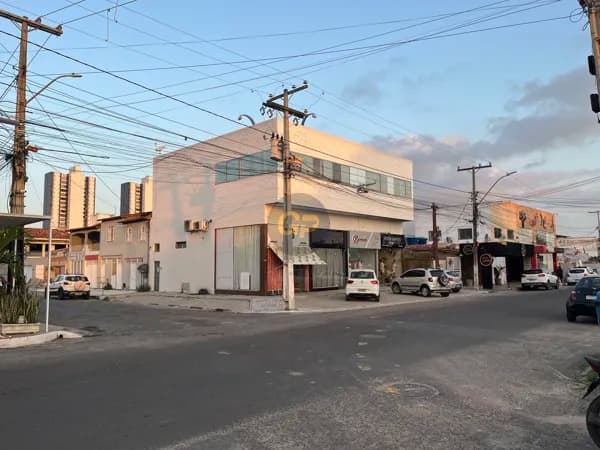 Prédio/Edifício Inteiro em Feira de Santana - Capuchinhos