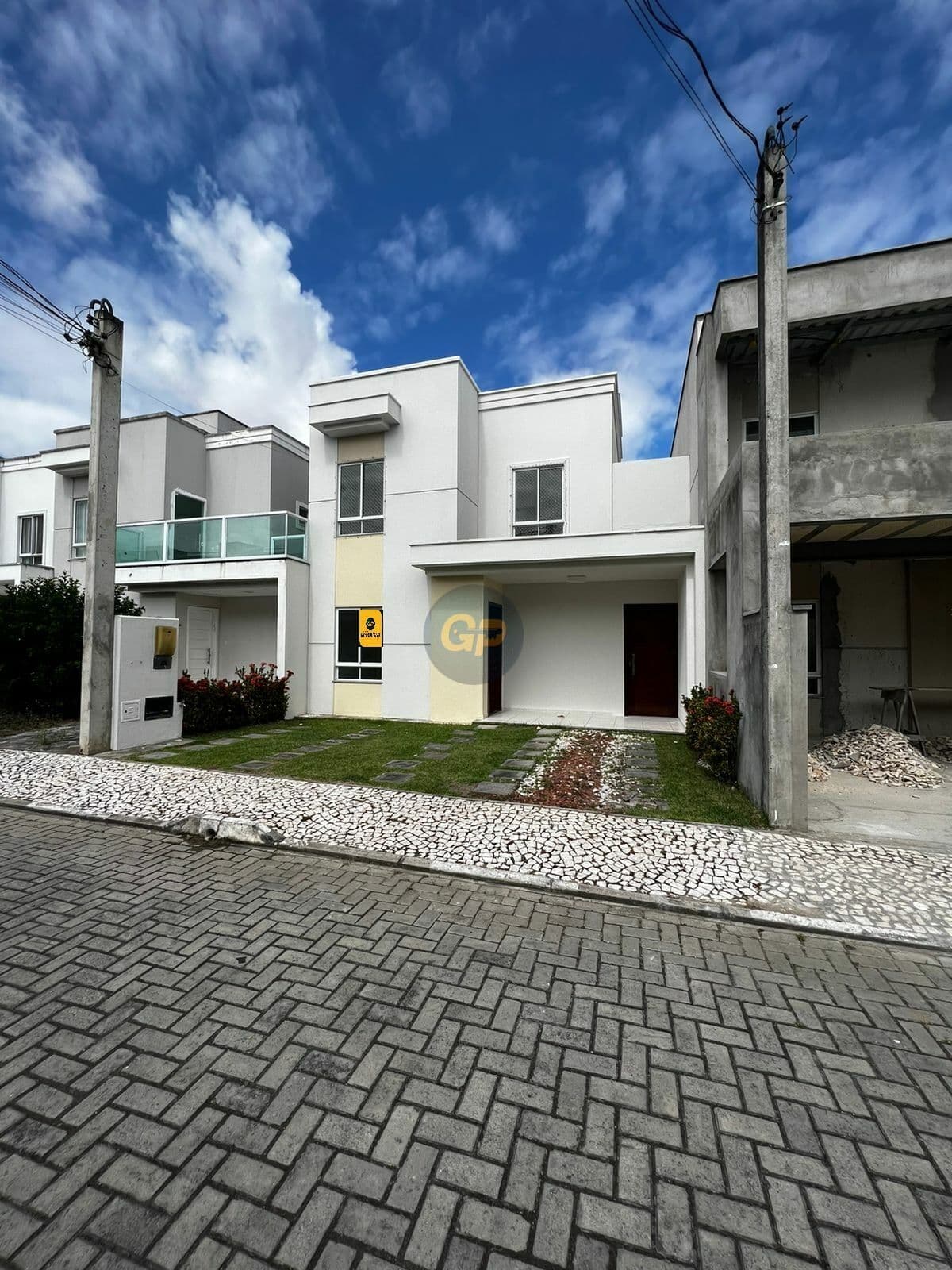 Casa de Condomínio em Feira de Santana - Mangabeira