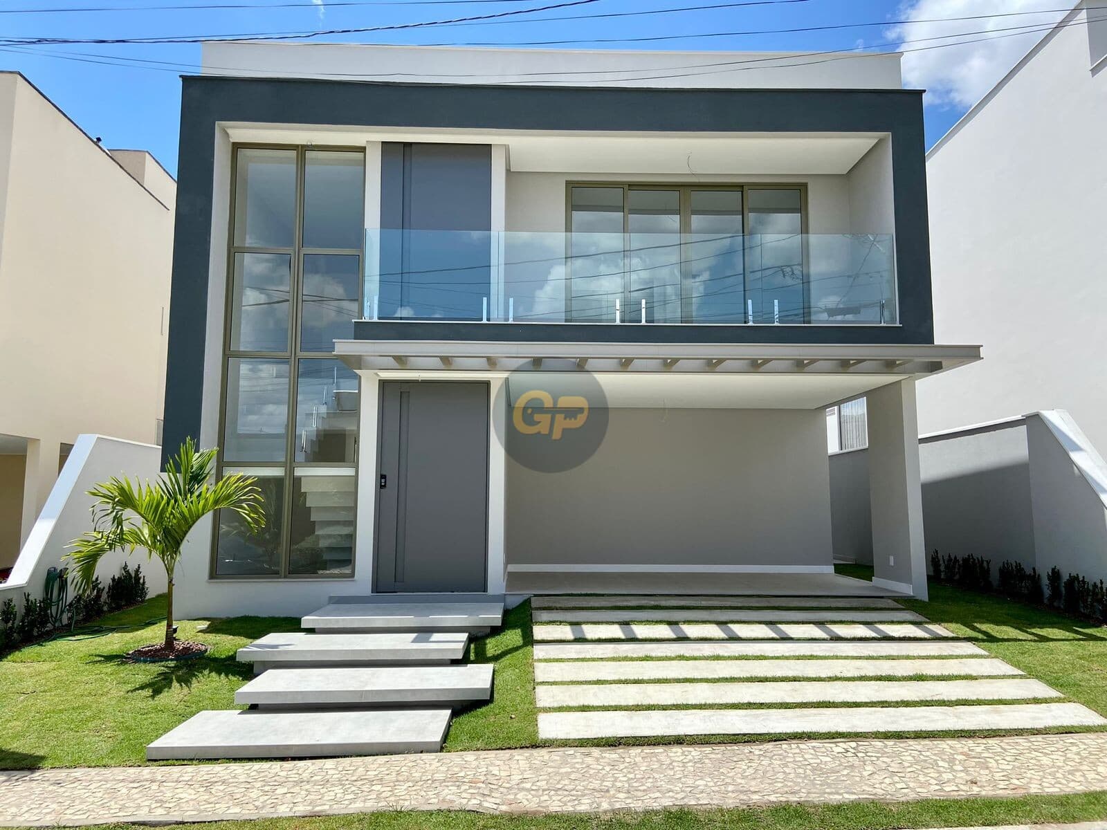 Casa em Feira de Santana - Papagaio