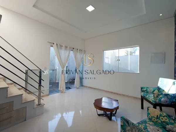 Casa Duplex em Lagoa Dourada, Eunápolis/BA