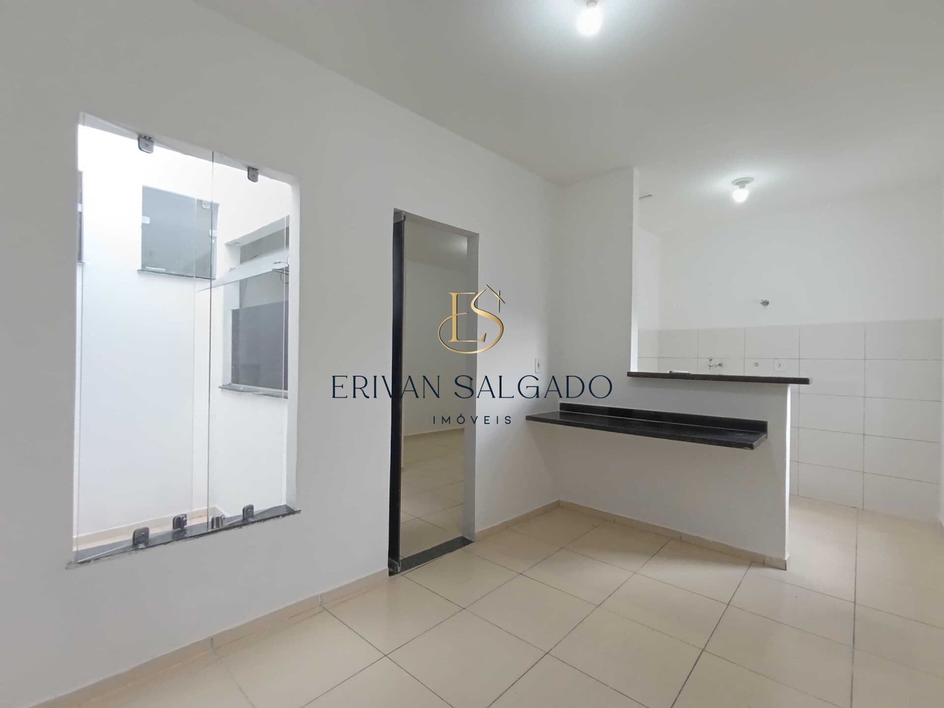 Apartamento Kitnet em Doutor Gusmão, Eunápolis/BA