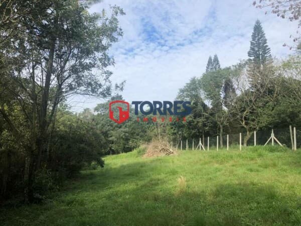 Terreno de esquina próximo ao Lago Tarumã