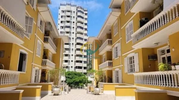 Apartamento na Trompowisk - 03 Dormitórios sendo 1 suite + 01 Vaga