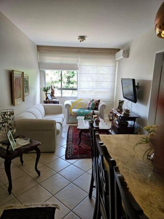 Apartamento Em Coqueiros em Frente a Smart Fit - 03 Dormitórios - 01 Vaga