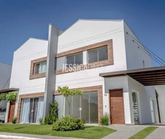 Casa A - Condomínio Fechado