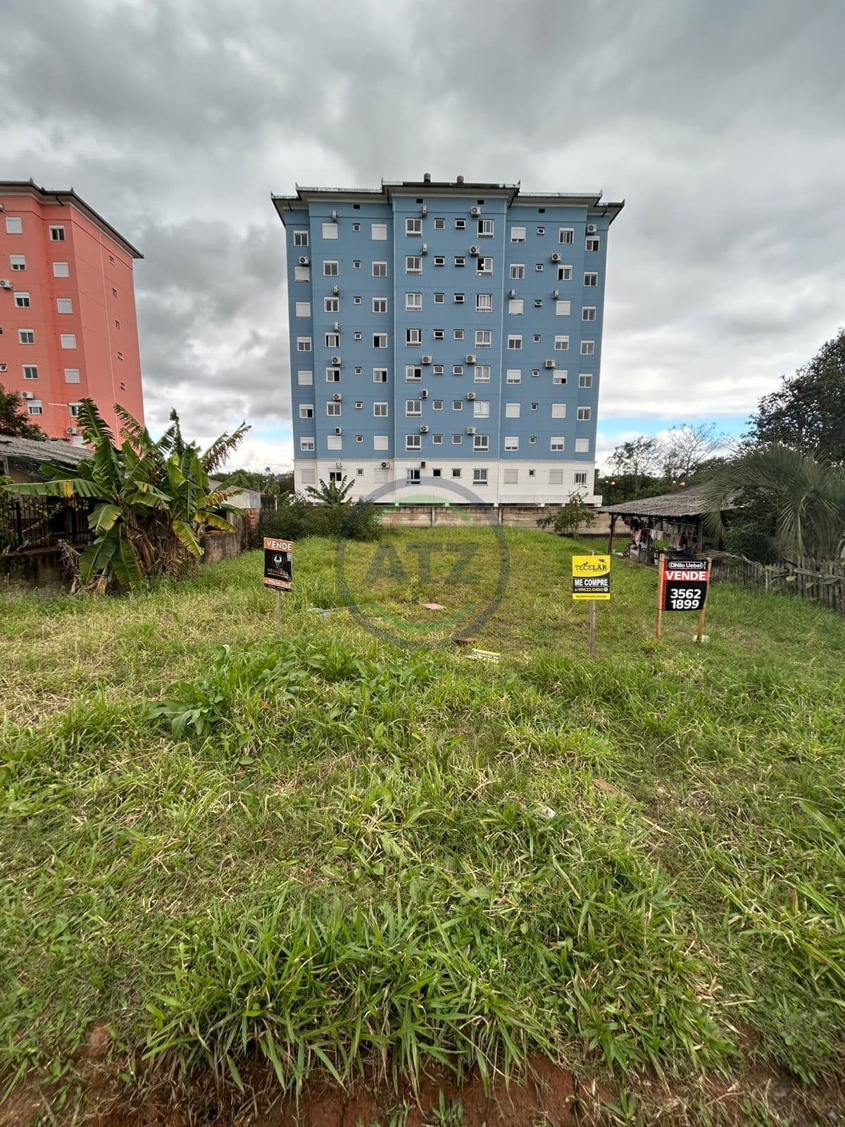 Lote/Terreno em Portão - Centro