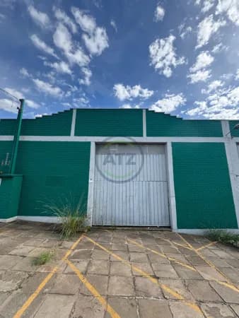Prédio/Edifício Inteiro em Portão - Centro