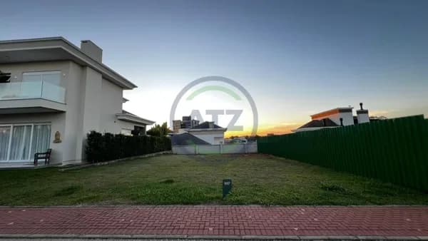 Lote/Terreno em Portão - Centro