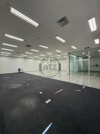 Prédio/Edifício Inteiro em Portão - Centro