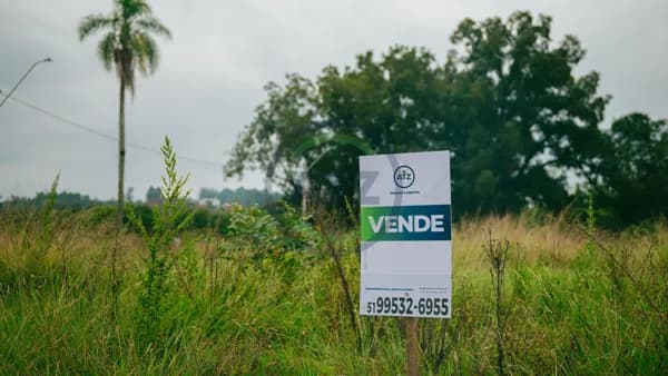 Lote/Terreno em Portão - Centro