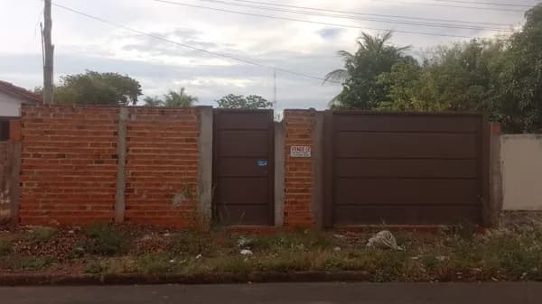 Lote/Terreno em Três Lagoas - Santos Dumont
