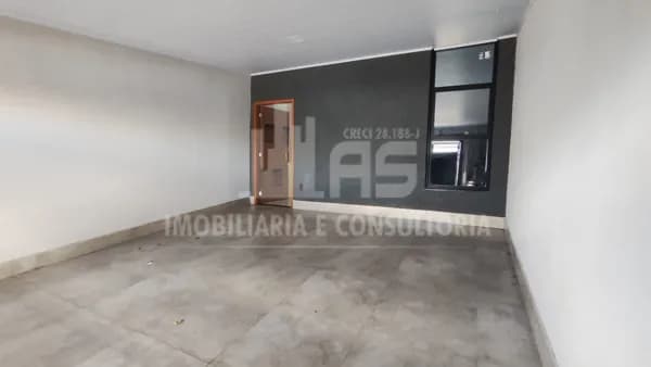Casa a venda com 3 quartos sendo 1 suíte no bairro Hípica Paulista