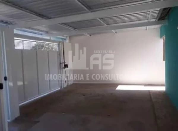 Casa a venda com 2 quartos no Jardim Maracá