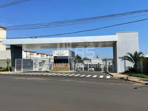 Casa de Condomínio em Marília - Jardim Esmeralda