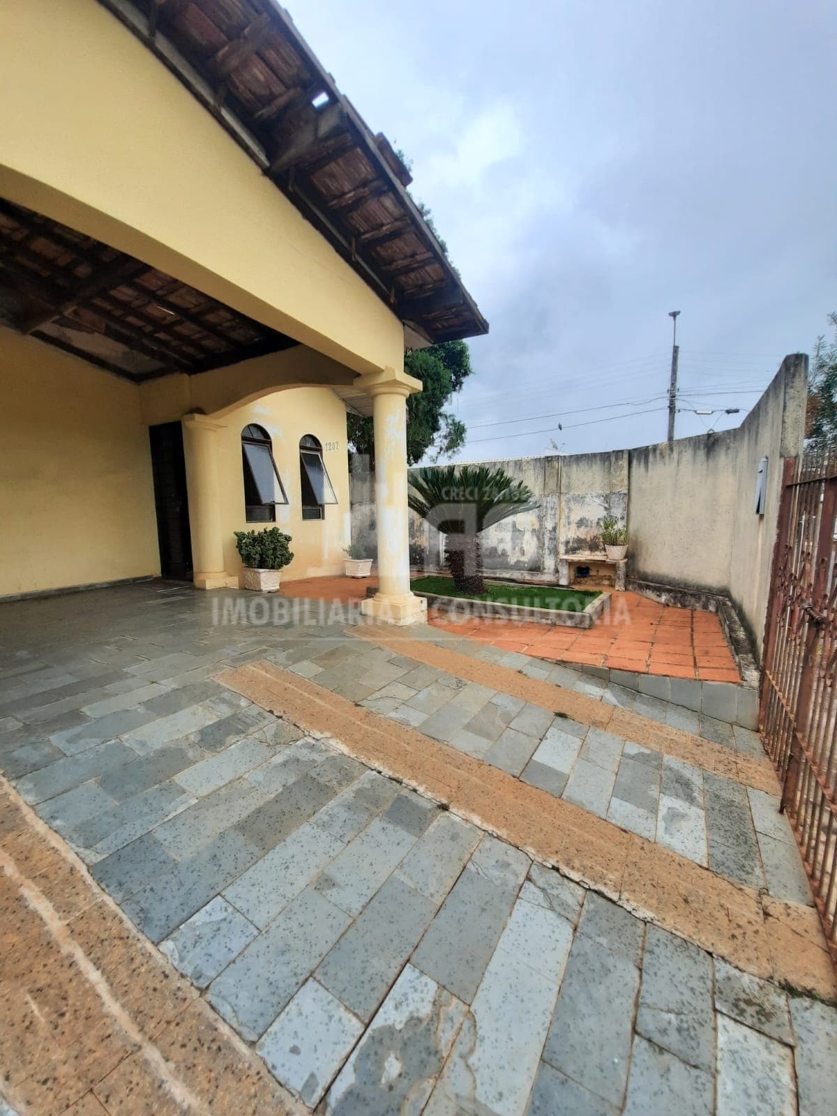 Casa a venda com 03 quartos no bairro Alto Cafezal
