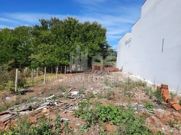 Terreno a venda no Florença!