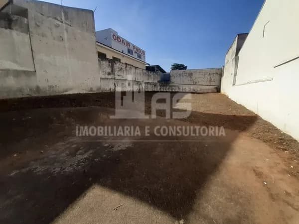 Terreno a venda