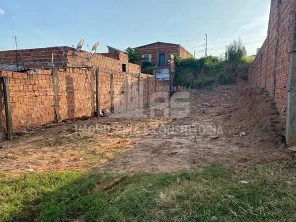 Lote/Terreno em Marília - Jardim São Vicente de Paulo