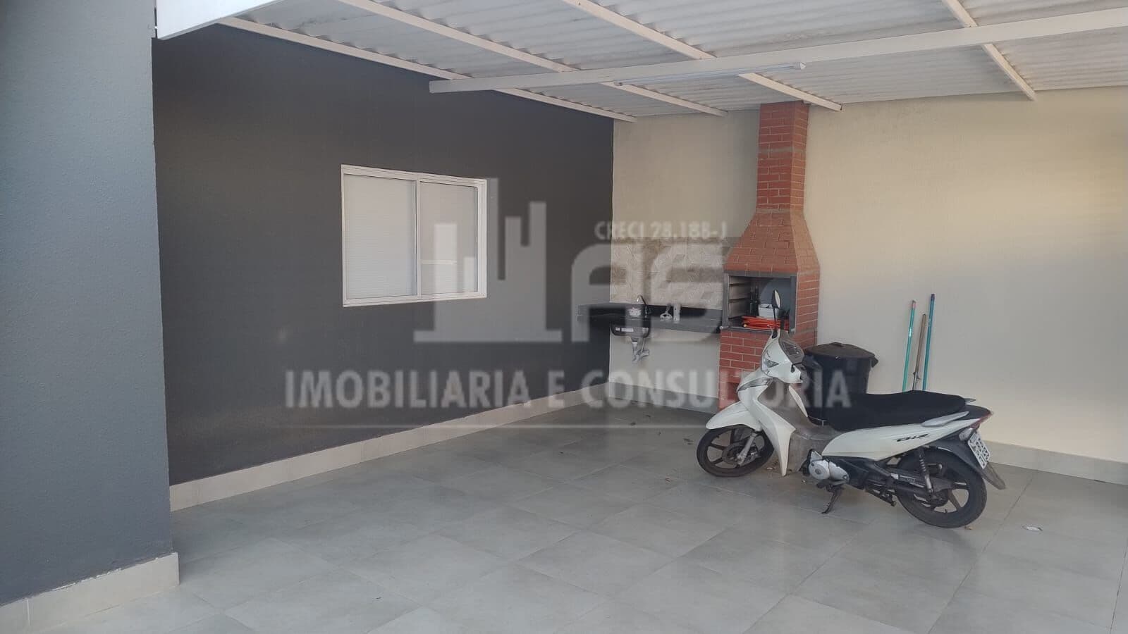 Casa à venda contendo 3 quartos sendo 1 suíte no Antonio da Silva Penteado.