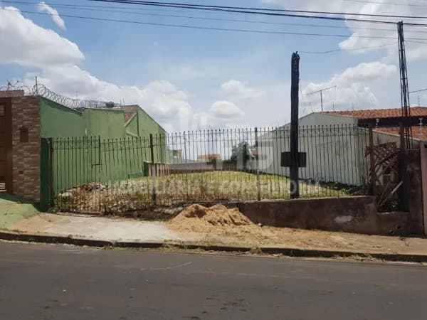 Terreno a Venda