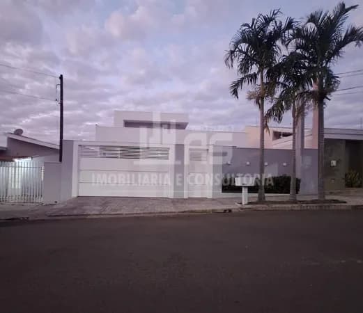 Casa em Marília - Jardim Luciana