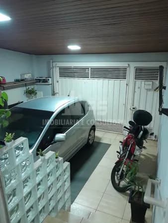 Casa em Marília - Jardim Continental