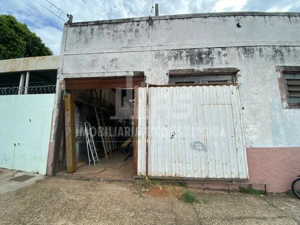 Prédio/Edifício Inteiro em Garça - Labienópolis