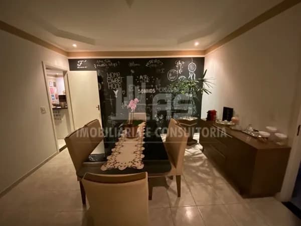 Residência no Jardim Riviera!