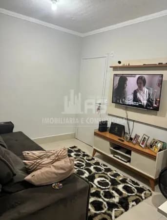 Apartamento no Jardim California com 2 Quartos e 1 Banheiro.