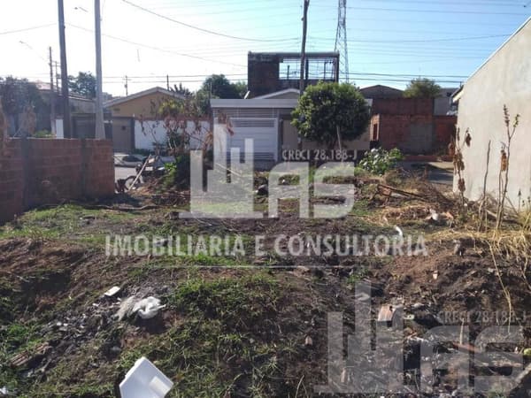 Terreno à venda em Marília/SP