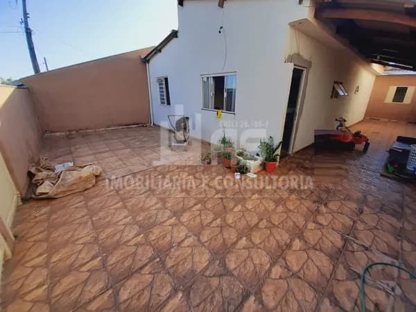 Casa a venda com 3 quartos no Parque dos Ipês