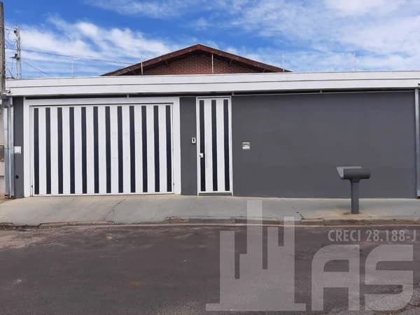 Casa à venda em Marília/SP