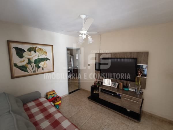 Casa a venda com 2 quartos no bairro Castelo Branco