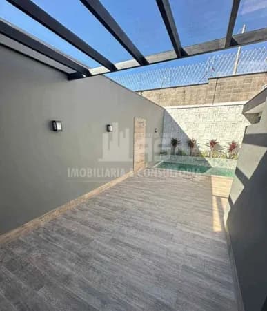 Casa de Condomínio em Marília - Jardim Esmeralda
