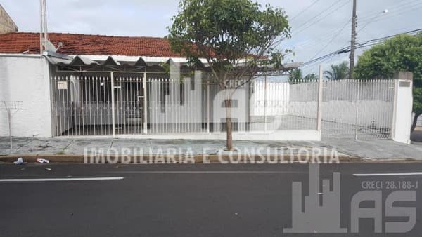 Casa à venda em Marília/SP