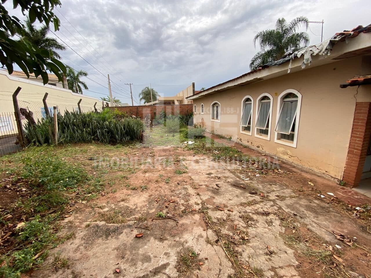 Lote/Terreno em Marília - Jardim Tropical