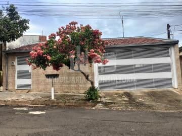 Casa em Marília - Núcleo Habitacional Presidente Jânio da Silva Quadros