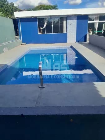 Chácara na Zona Norte com 2 Suites e 4 Banheiro.