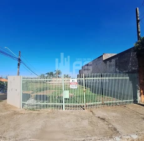 Lote/Terreno em Marília - Jardim Domingos de Léo