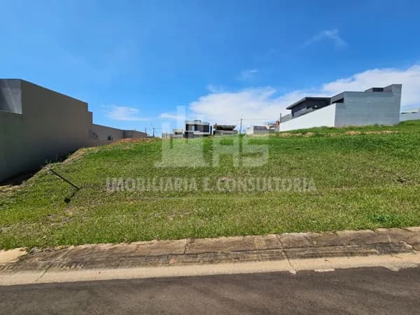 Terreno no Recanto das Esmeralda 2.