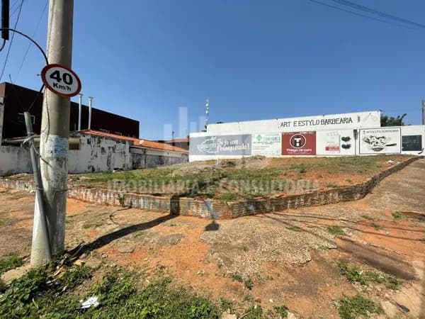 Lote/Terreno em Marília - Jardim Cavallari