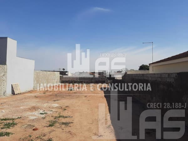 Terreno à venda em Marília/SP