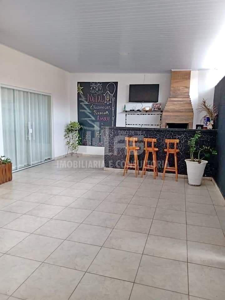 Casa a venda com 2 quartos
