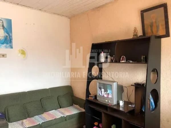 Casa a venda com 2 quartos no bairro Vila Real