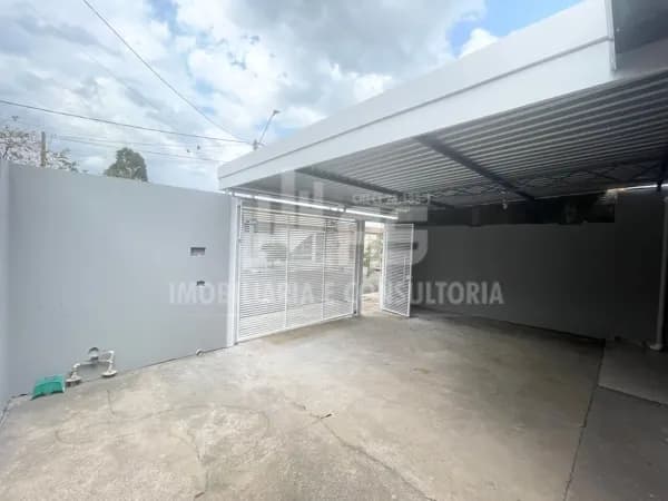 Casa á venda com 2 Quartos e 1 Banheiro no Parque Nova Almeida.